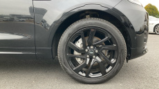 Land Rover Discovery 3.0 D300 Dynamic SE 5dr Auto Diesel Station Wagon